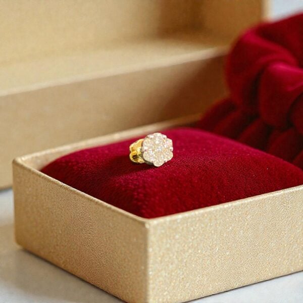 Pave 0.12 Ct Round Brilliant F/VS1 Diamonds 7-Stone Nose Stud In 18K Yellow Gold