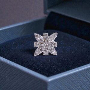 Elegant 0.20 Cts Round Brilliant F/VS1 Diamonds Floral Nose Stud 18K Yellow Gold