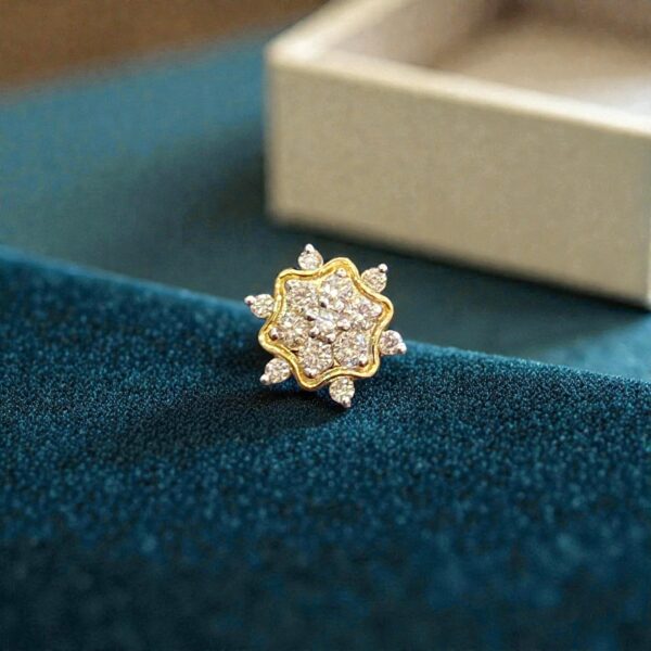 Pave 0.17 Cts Round Brilliant F/VS1 Diamonds Floral Nose Stud In 18K Yellow Gold