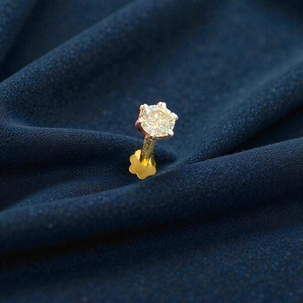 Z-104 (9) Classy 1/5 Cts Round Brilliant F/VS1 Diamond Six-Prong Nose Stud 18K Yellow Gold